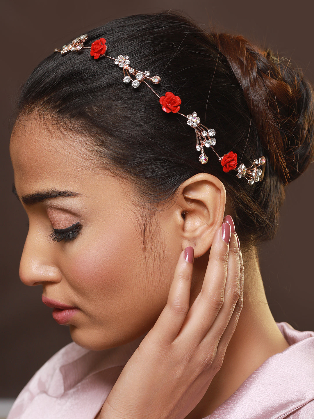 Women Red-Coloured Rose & White Embellished Hand Made Pearl Floral Hair Vine