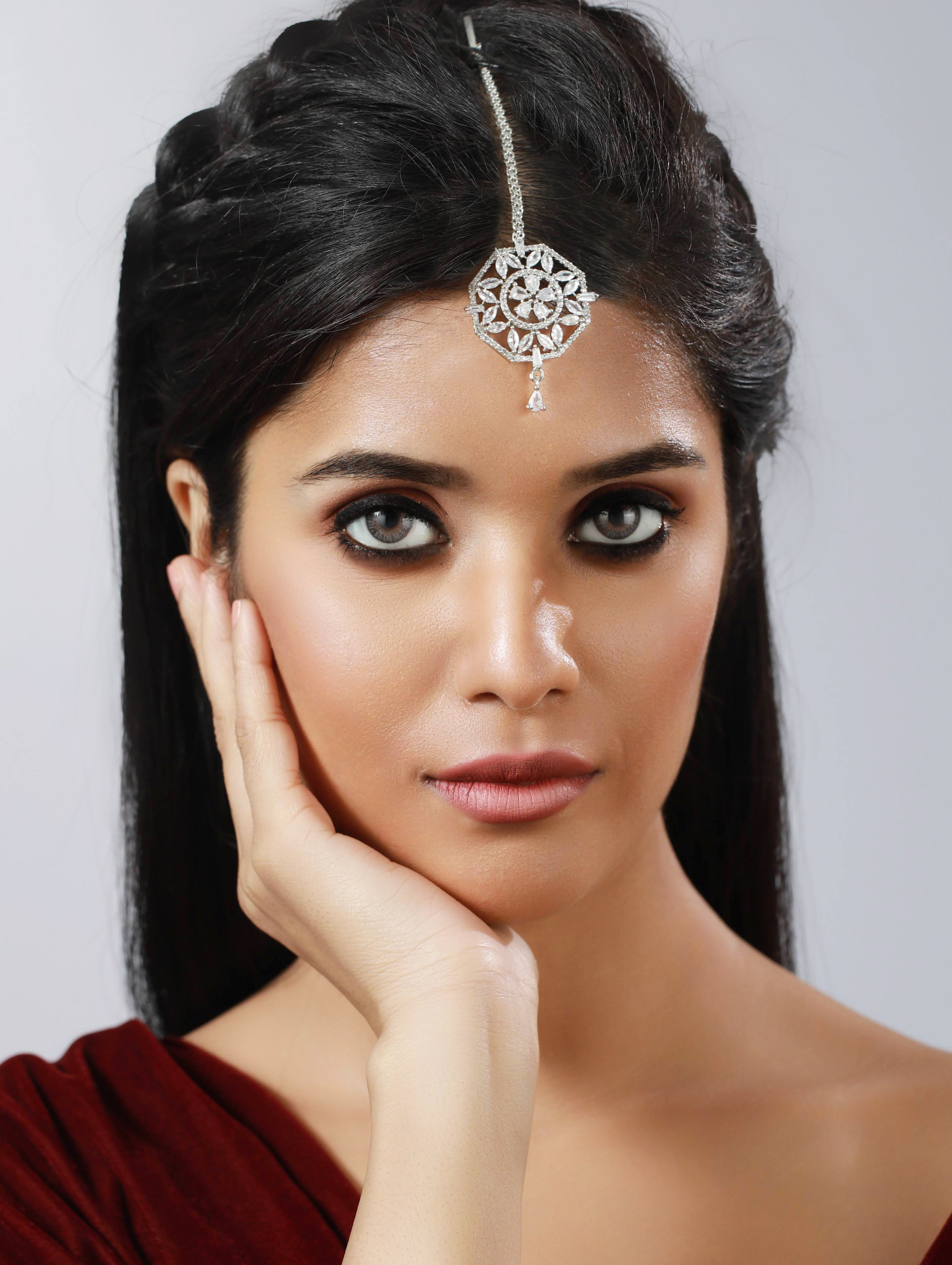 Silver-Plated White AD & CZ-Studded Handcrafted Jadau Maang Tikka - Jazzandsizzle